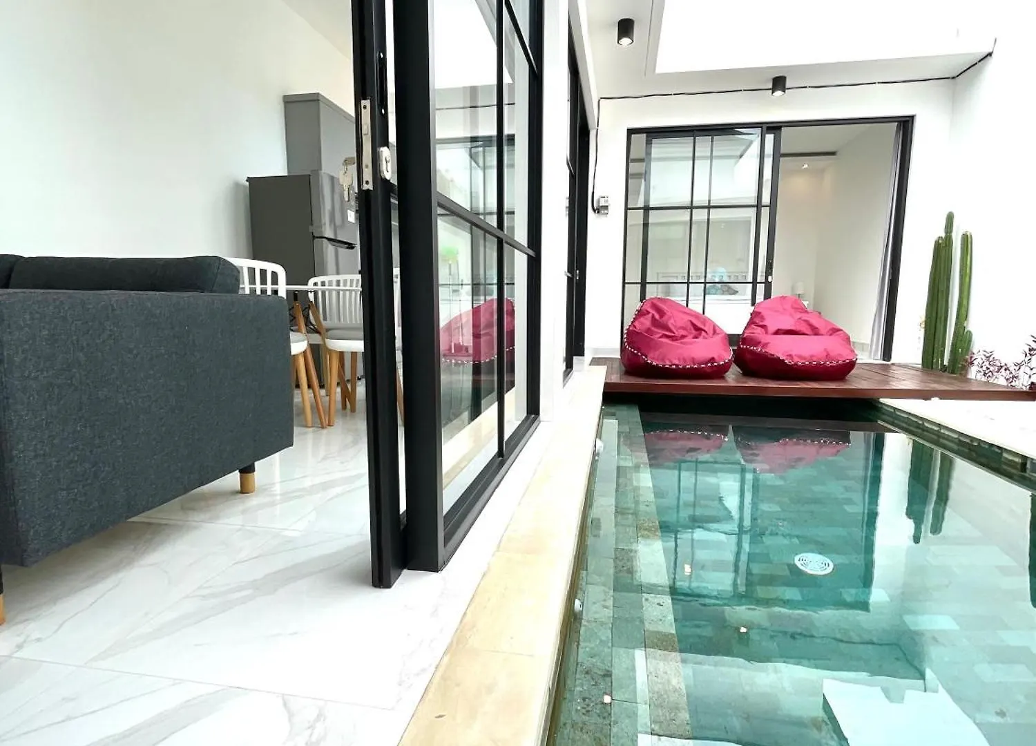Villa Dayana Seminyak  0*, Seminyak (Bali) Indonesia